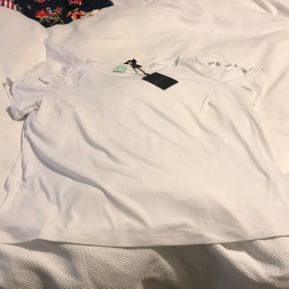 NWT Goldray shirt with arm cutouts